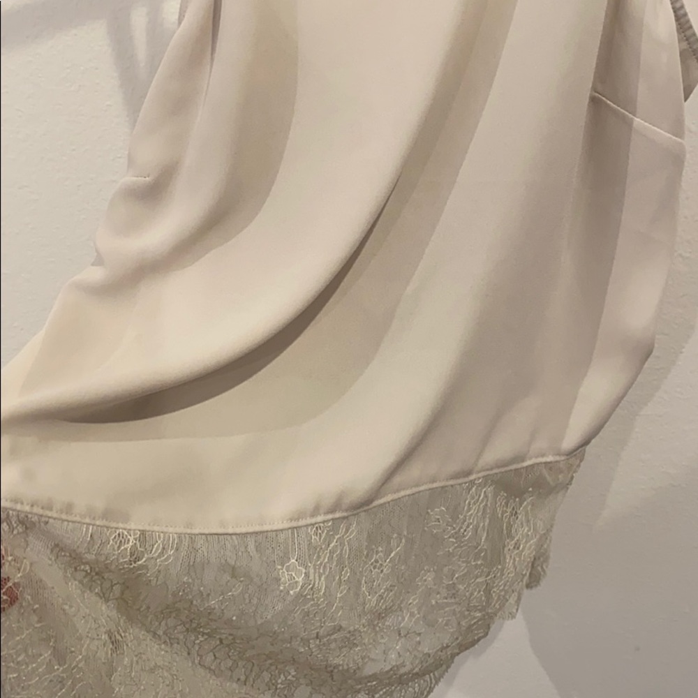 BCBG TOP - Picture 3 of 5